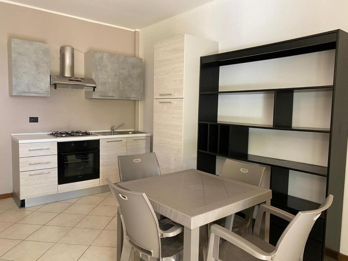 La Lanterna - Appartamenti In Residence Con Piscina Desenzano del Garda Extérieur photo